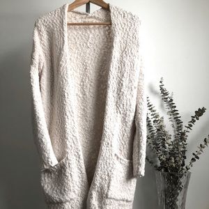 Thick knit cardigan